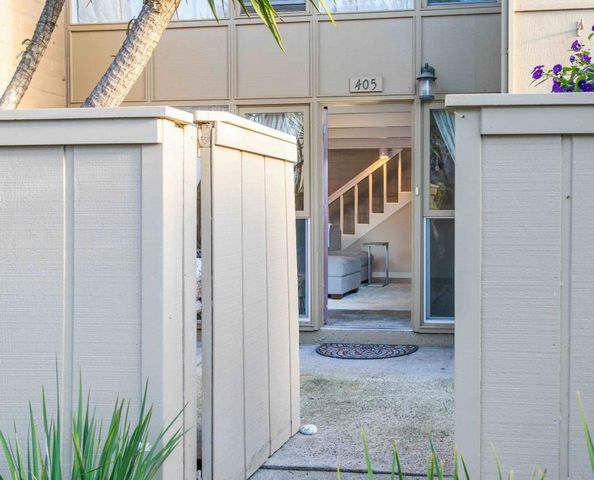 451 Dela Vina Avenue 405, Monterey, CA 93940