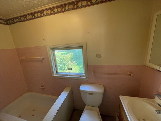 410 Emerson Street, Rochester, NY 14613