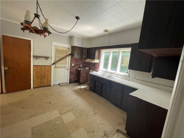 410 Emerson Street, Rochester, NY 14613