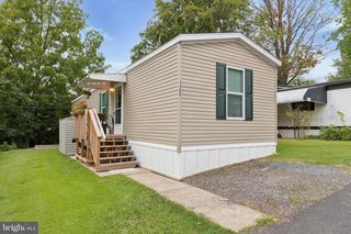 3000 E HIGH ST #122, Pottstown, PA 19464