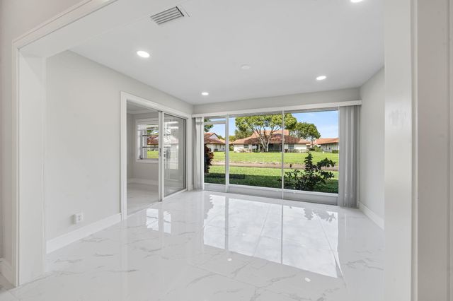 6426 Pointe Pleasant Circle, Delray Beach, FL 33484