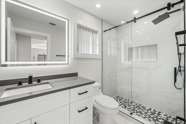 6426 Pointe Pleasant Circle, Delray Beach, FL 33484