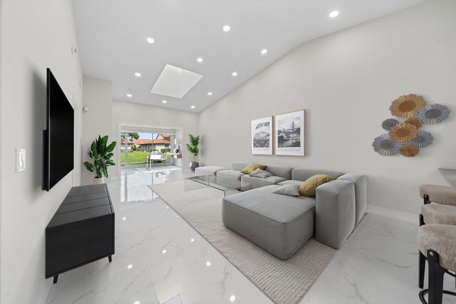 6426 Pointe Pleasant Circle, Delray Beach, FL 33484