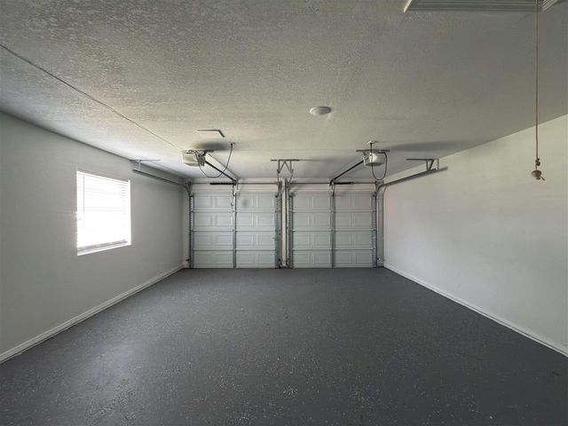 1715 SE Indiana Ave, Lawton, OK 73501