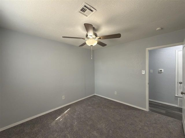 1715 SE Indiana Ave, Lawton, OK 73501