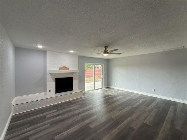 1715 SE Indiana Ave, Lawton, OK 73501