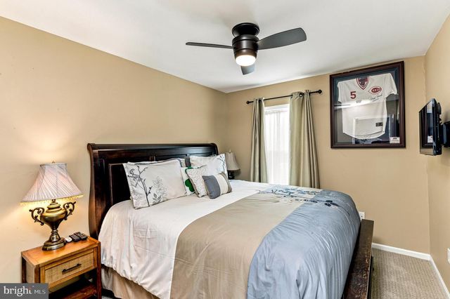 11 ELKINGTON DR, Mount Laurel, NJ 08054
