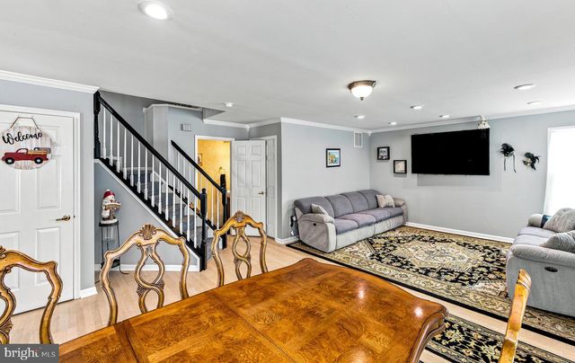 11 ELKINGTON DR, Mount Laurel, NJ 08054