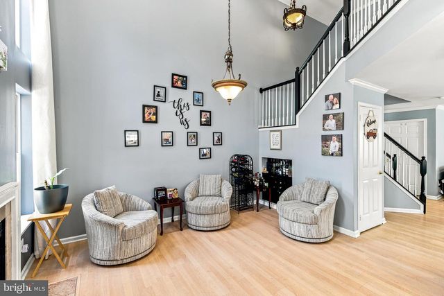 11 ELKINGTON DR, Mount Laurel, NJ 08054