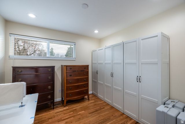 5088 S WOODMONT DR, Holladay, UT 84117