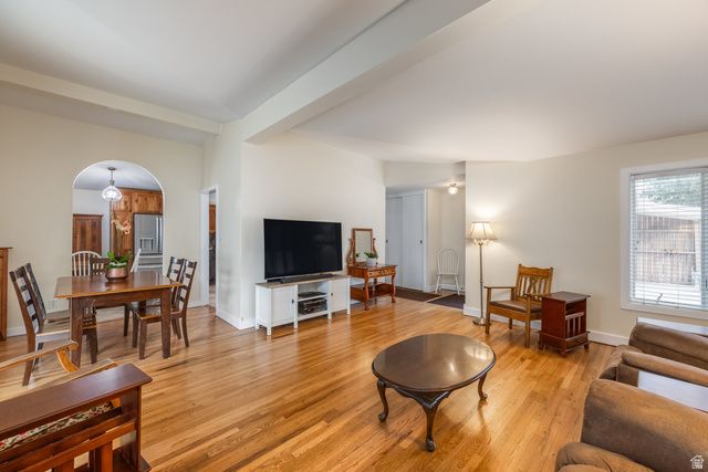 5088 S WOODMONT DR, Holladay, UT 84117