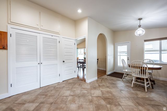 5088 S WOODMONT DR, Holladay, UT 84117