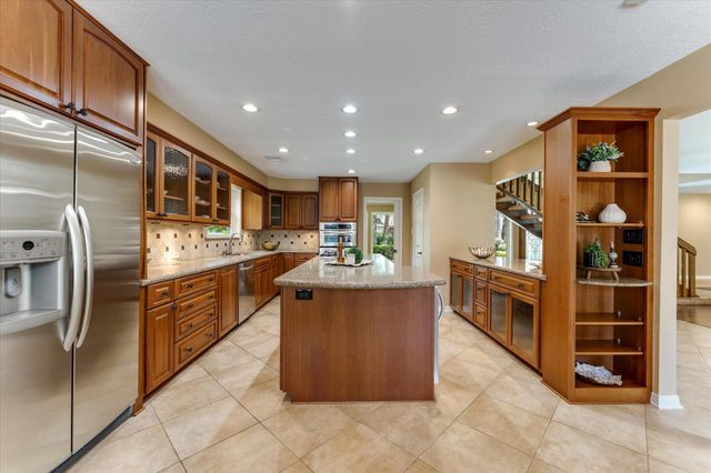 6735 Gentle Bend Drive, Houston, TX 77069