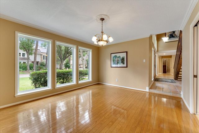 6735 Gentle Bend Drive, Houston, TX 77069