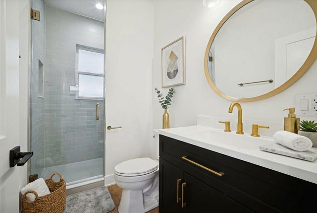 247 HIGHWOOD Avenue, Highwood, IL 60040