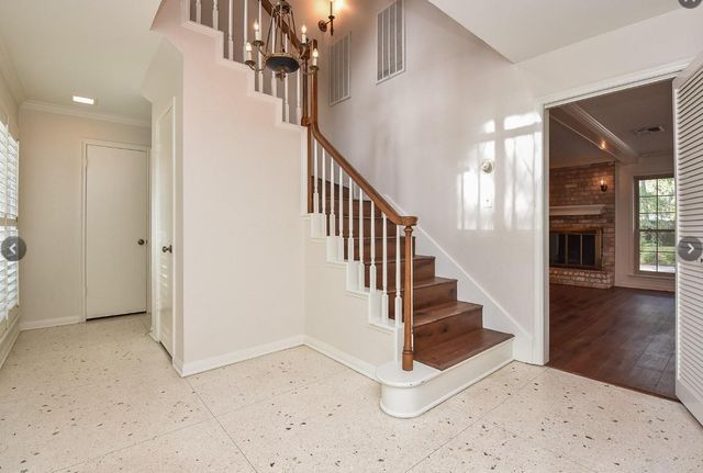 5406 Three Oaks Circle, Houston, TX 77069