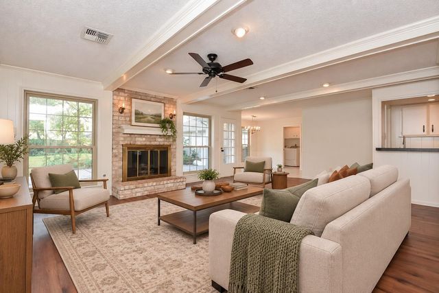 5406 Three Oaks Circle, Houston, TX 77069