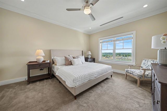 800 Whitwam Drive 13 & 13A, Saint Joseph, MI 49085