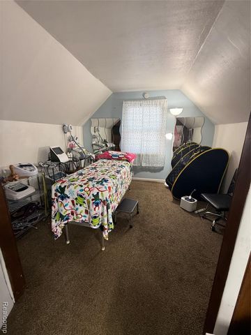 2315 Hartwick Highway, Lincoln Park, MI 48146