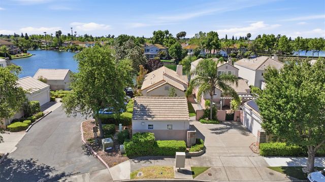 9189 E Laguna Way, Elk Grove, CA 95758
