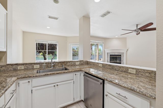 9189 E Laguna Way, Elk Grove, CA 95758
