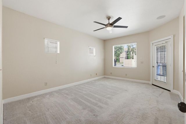 9189 E Laguna Way, Elk Grove, CA 95758