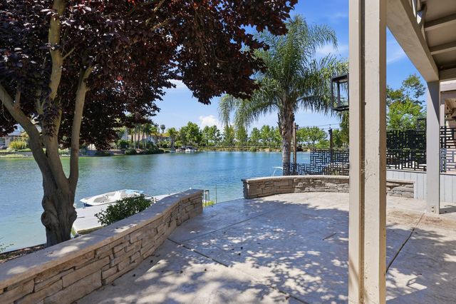 9189 E Laguna Way, Elk Grove, CA 95758
