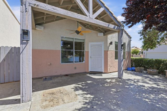 9189 E Laguna Way, Elk Grove, CA 95758