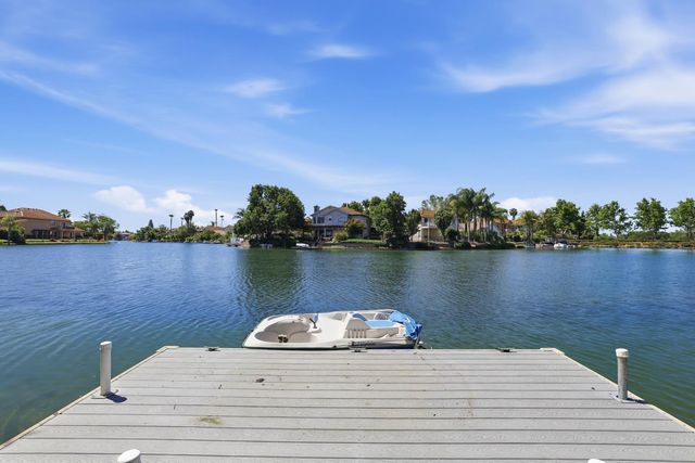 9189 E Laguna Way, Elk Grove, CA 95758