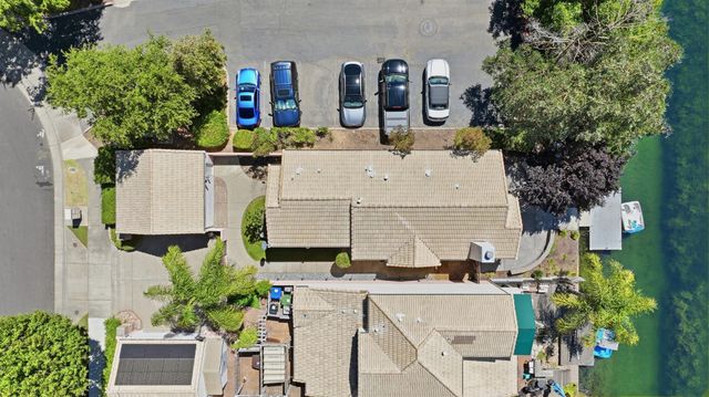 9189 E Laguna Way, Elk Grove, CA 95758