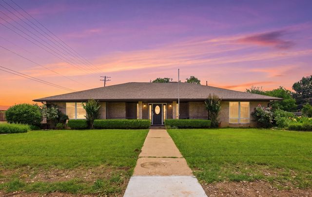 2608 Buckingham Drive, Denton, TX 76209