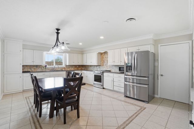 2608 Buckingham Drive, Denton, TX 76209