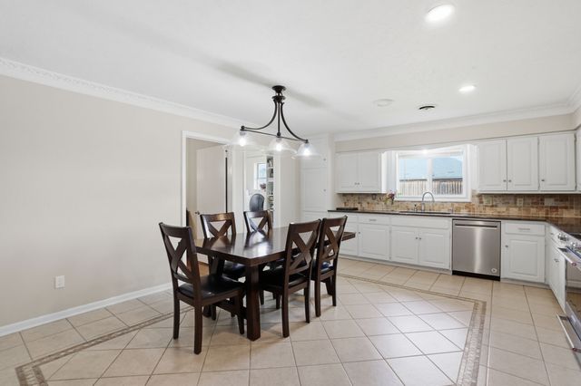 2608 Buckingham Drive, Denton, TX 76209