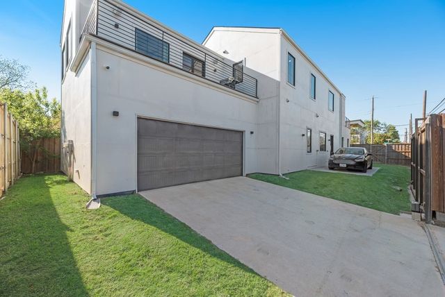 1802 Pueblo Street, Dallas, TX 75212
