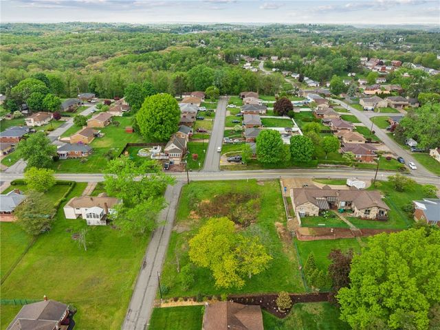 361 Carpenter Ln, North Huntingdon, PA 15642