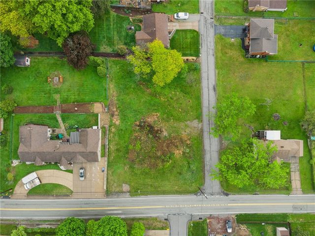 361 Carpenter Ln, North Huntingdon, PA 15642