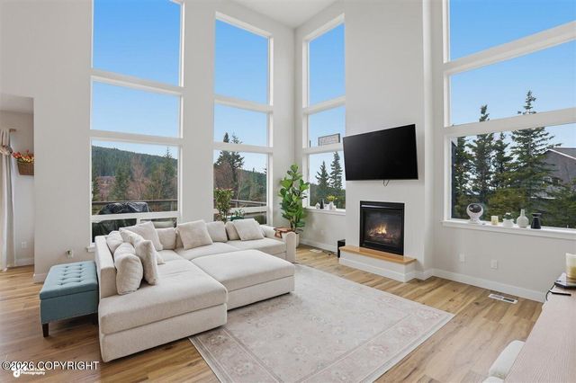 13800 Canyon Road, Anchorage, AK 99516