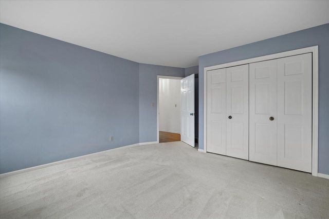 2650 W Sunnydale LANE, Mequon, WI 53092