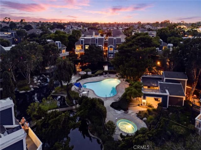 8132 Atwater Circle 202, Huntington Beach, CA 92646
