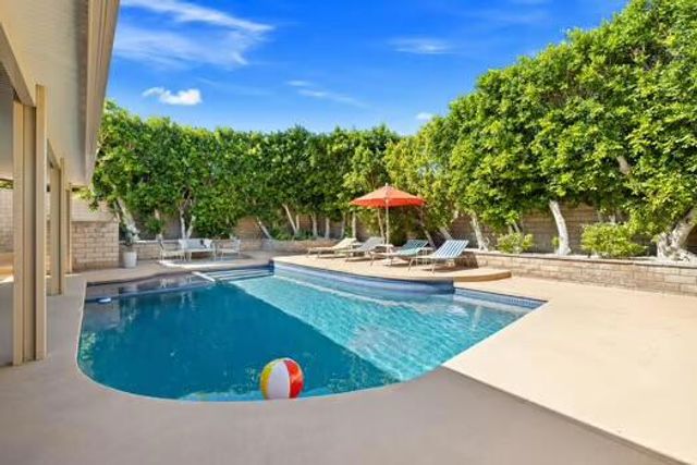 39041 Kilimanjaro Drive, Palm Desert, CA 92211