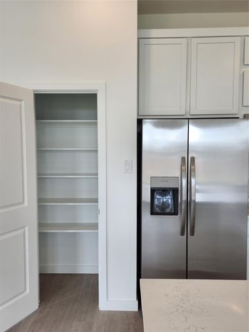 5827 Linda Cove Lane, Katy, TX 77493