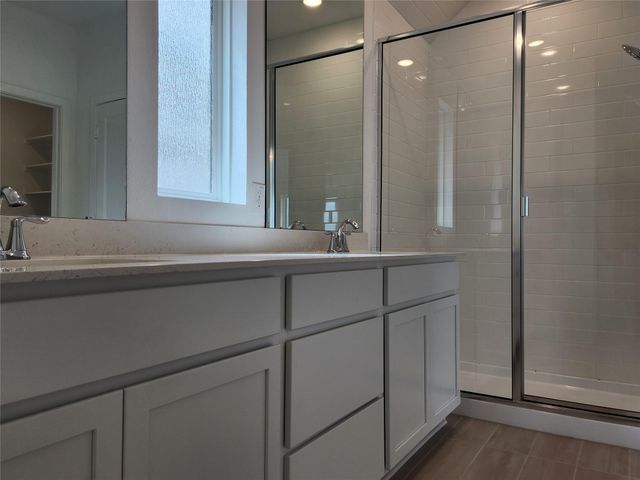 5827 Linda Cove Lane, Katy, TX 77493