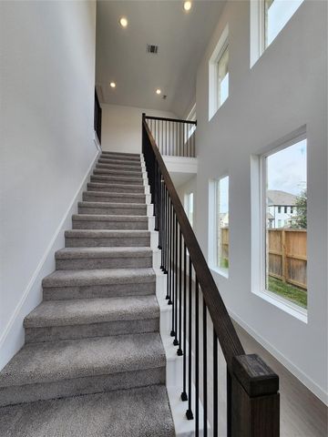 5827 Linda Cove Lane, Katy, TX 77493