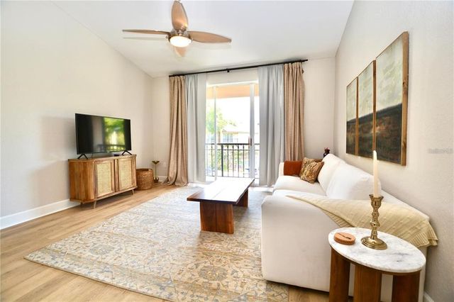 926 NORMANDY TRACE ROAD, Tampa, FL 33602