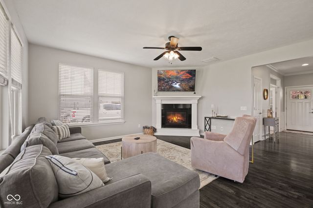 15611 Slip Anchor Lane, Fishers, IN 46040