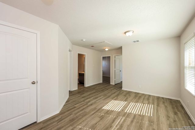 10423 Green Branch, San Antonio, TX 78223