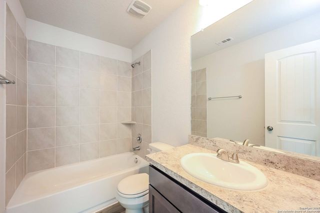 10423 Green Branch, San Antonio, TX 78223