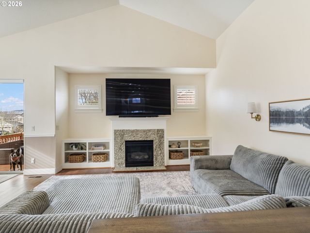 4081 Sw BINFORD Ave, Gresham, OR 97080