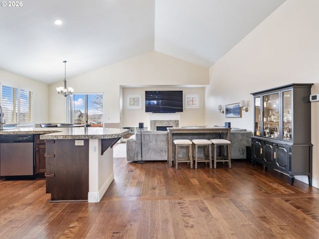 4081 Sw BINFORD Ave, Gresham, OR 97080