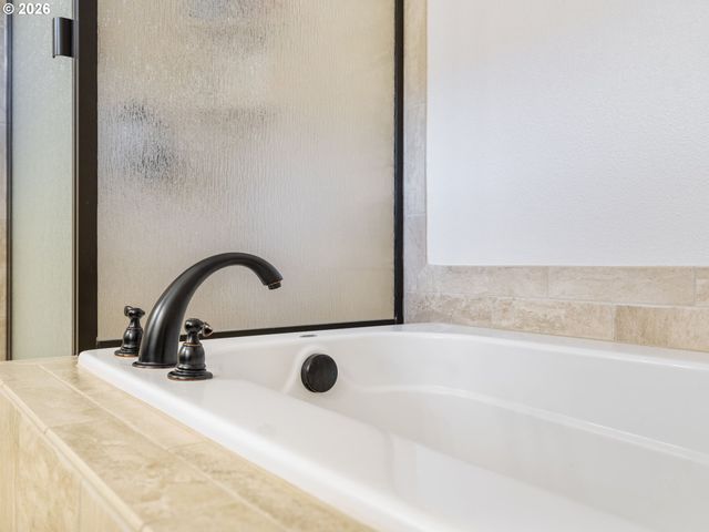 4081 Sw BINFORD Ave, Gresham, OR 97080